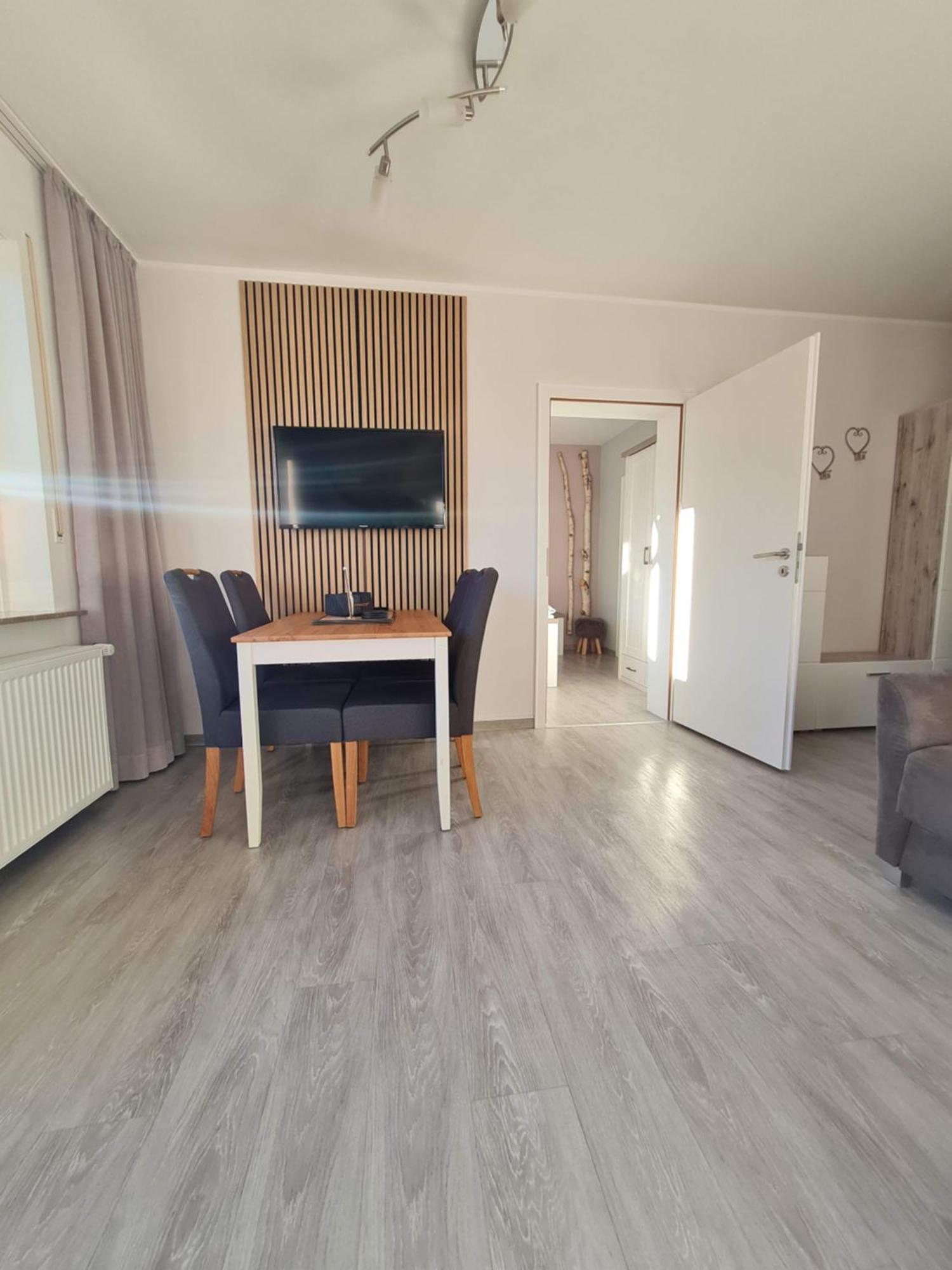 Ferienwohnungen Landhaus Meran Inkl Meinecardplus ヴィリンゲン エクステリア 写真