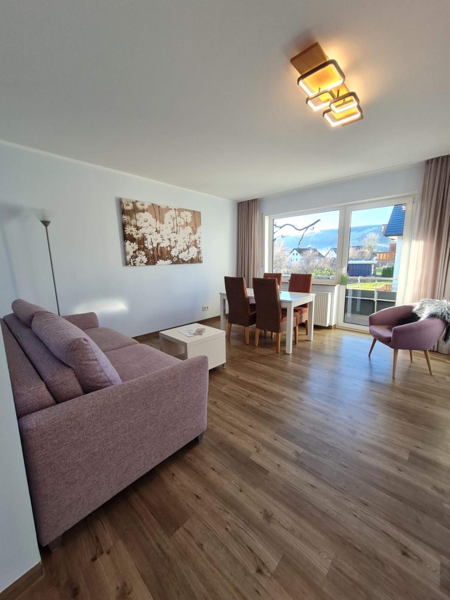 Ferienwohnungen Landhaus Meran Inkl Meinecardplus ヴィリンゲン エクステリア 写真
